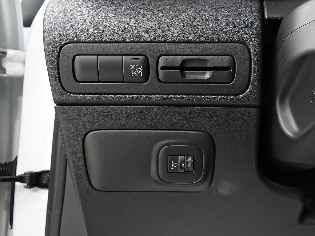 Citroën C3 Aircross PureTech 81kW (110CV) S&S Rip Curl 14