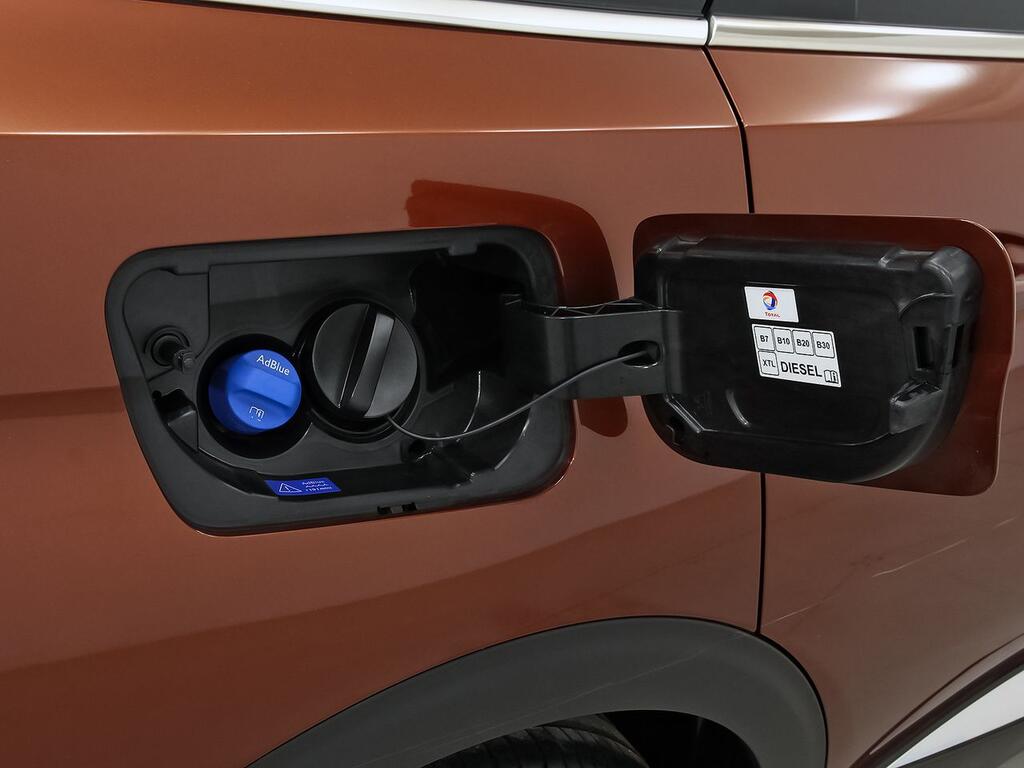 Peugeot 5008 1.5 BlueHDi 96kW S&S GT EAT8 41