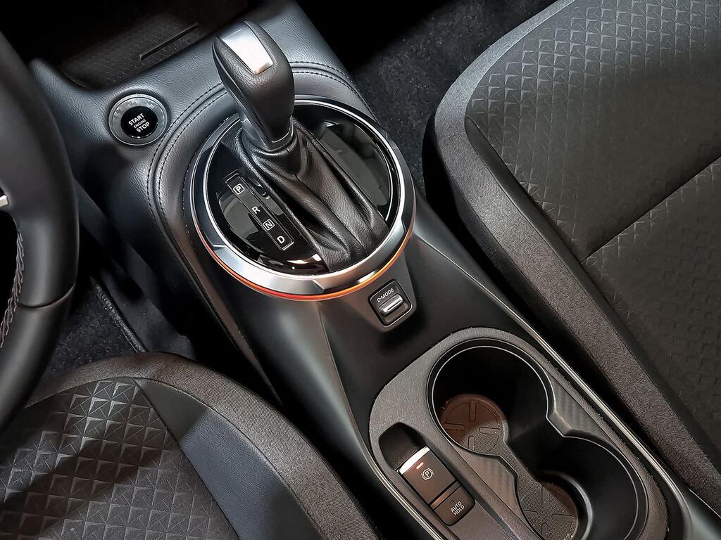 Nissan Juke DIG-T 84 kW (114 CV) DCT 7V N-Connecta 26