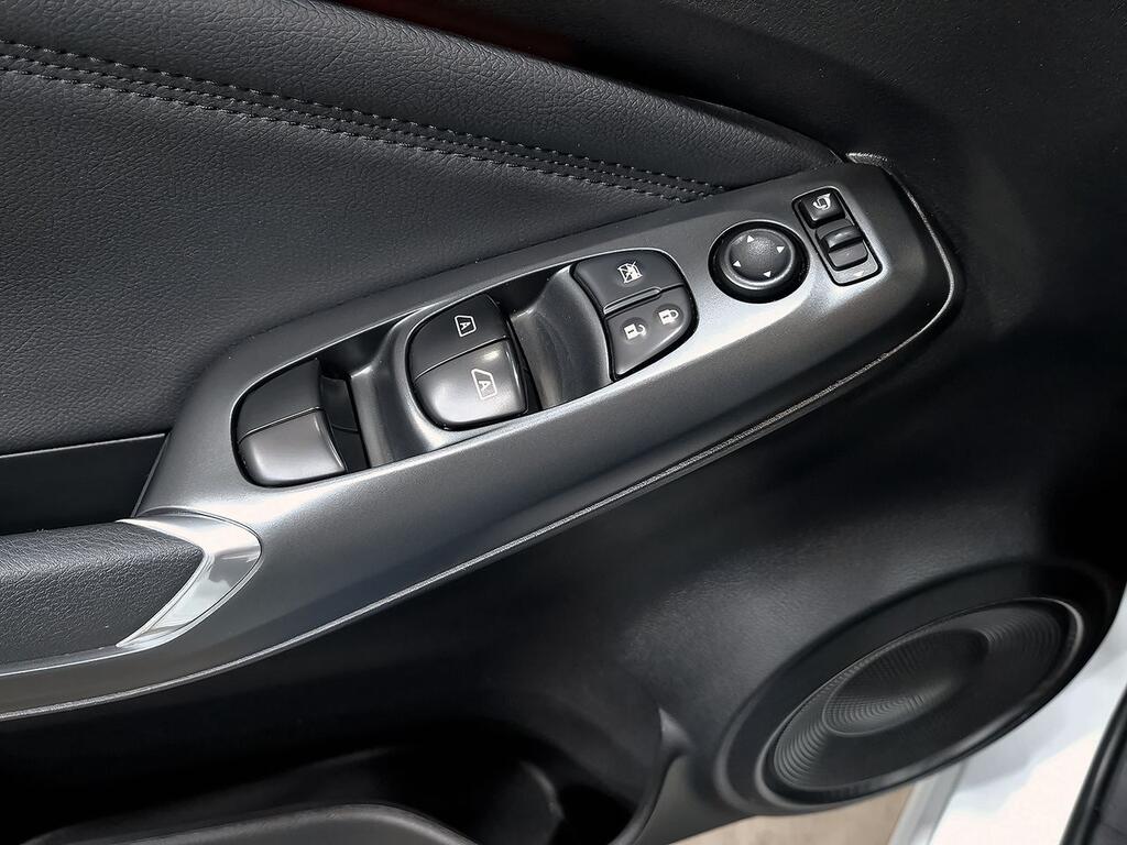 Nissan Juke DIG-T 84 kW (114 CV) DCT 7V N-Connecta 11