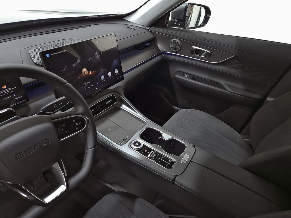 Ebro S800 1.5 TGDI PHEV Premium E-CVT 28
