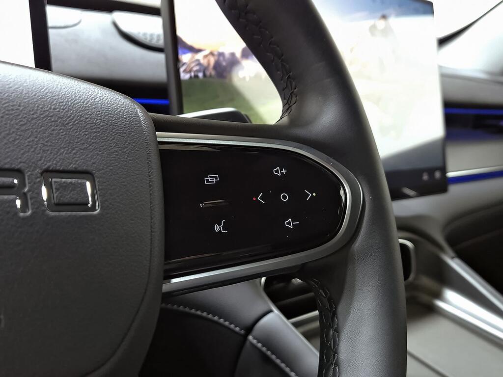 Ebro S800 1.5 TGDI PHEV Premium E-CVT 20