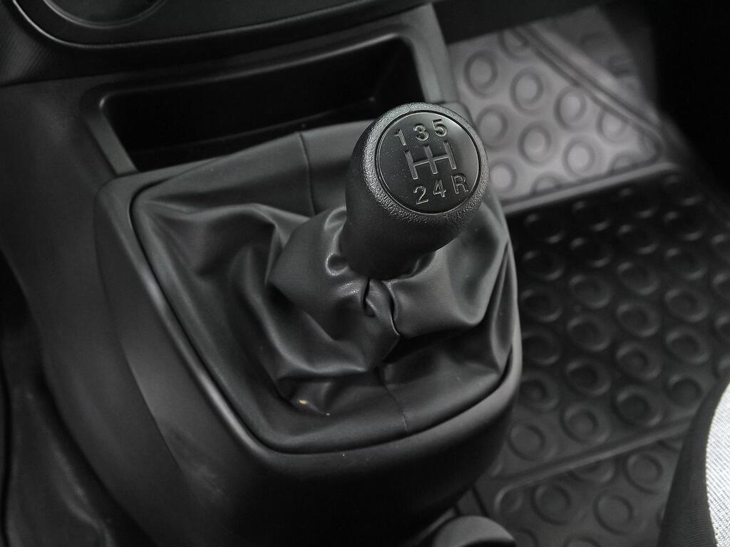 Fiat Fiorino CARGO 1.3 MULTIJET 80 SX 4P 27