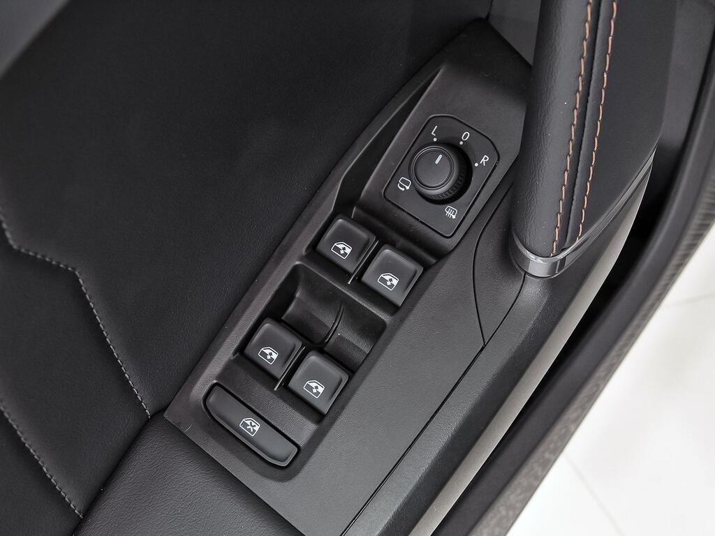 Cupra León 1.5 eTSI 110kW (150CV) DSG 33