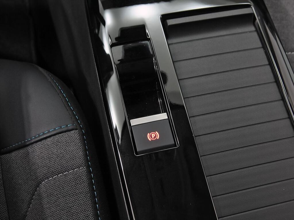 Citroën C4 X PureTech 130 S&S EAT8 Plus 33