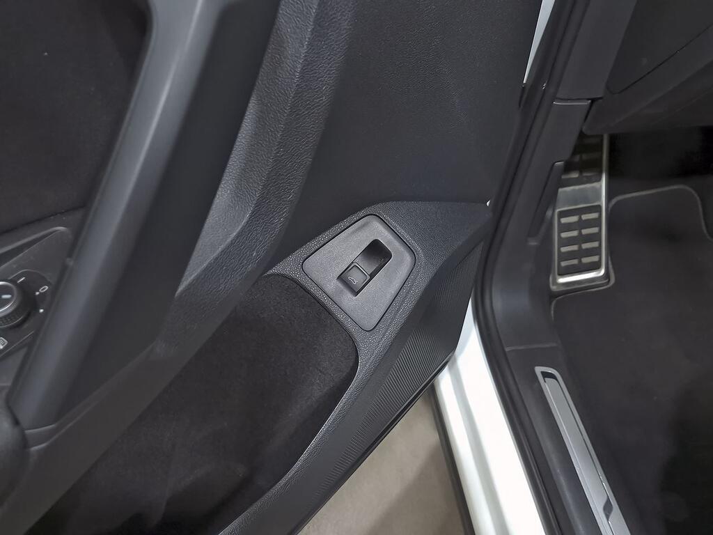 Volkswagen Tiguan Sport 2.0 TDI 140kW (190CV) 4Motion DSG 11