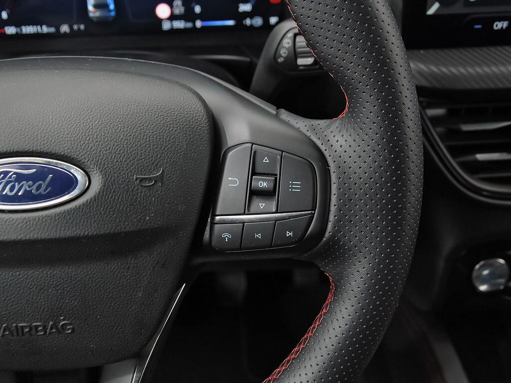 Ford Kuga ST-Line 1.5T EcoBoost 110kW (150CV) 19