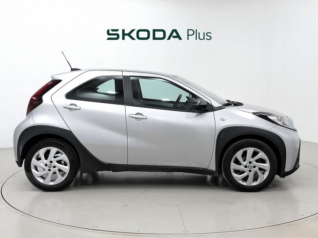 Toyota Aygo X Cross 1.0 VVT-I 72CV Play 3