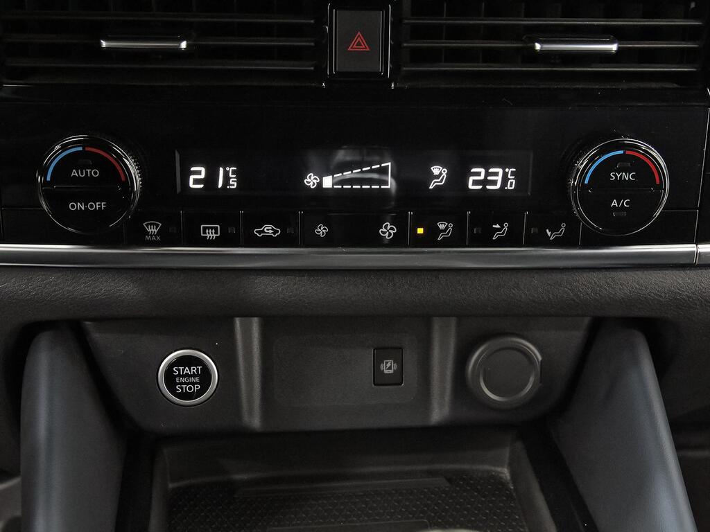 Nissan Qashqai DIG-T 103kW (140CV) mHEV 4x2 Tekna 32