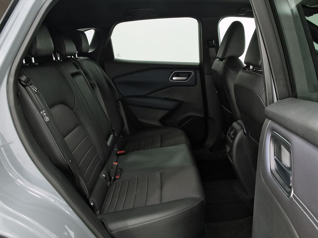 Nissan Qashqai DIG-T 103kW (140CV) mHEV 4x2 Tekna 8