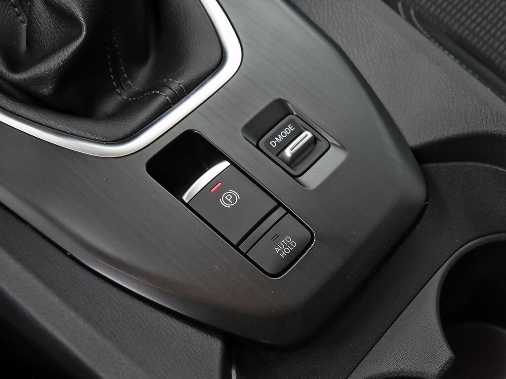 Nissan Qashqai DIG-T 103kW (140CV) mHEV 4x2 Acenta 23