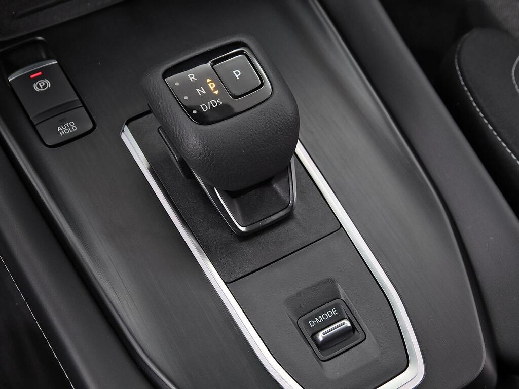 Nissan Qashqai DIG-T 116kW Xtronic N-Connecta 32