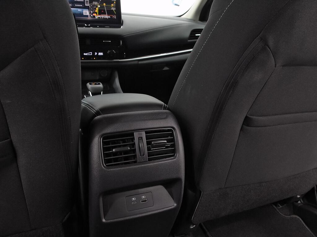 Nissan Qashqai DIG-T 116kW Xtronic N-Connecta 31