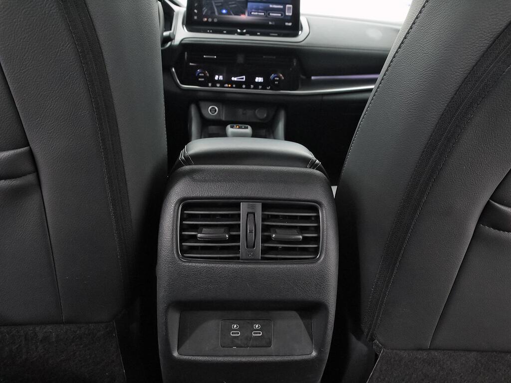 Nissan Qashqai DIG-T 116kW CVT N-Connecta 31