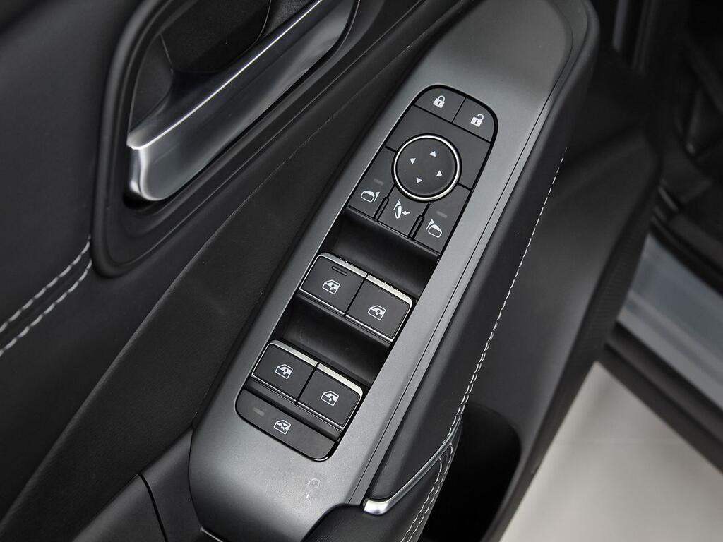 Nissan Qashqai DIG-T 116kW CVT N-Connecta 12