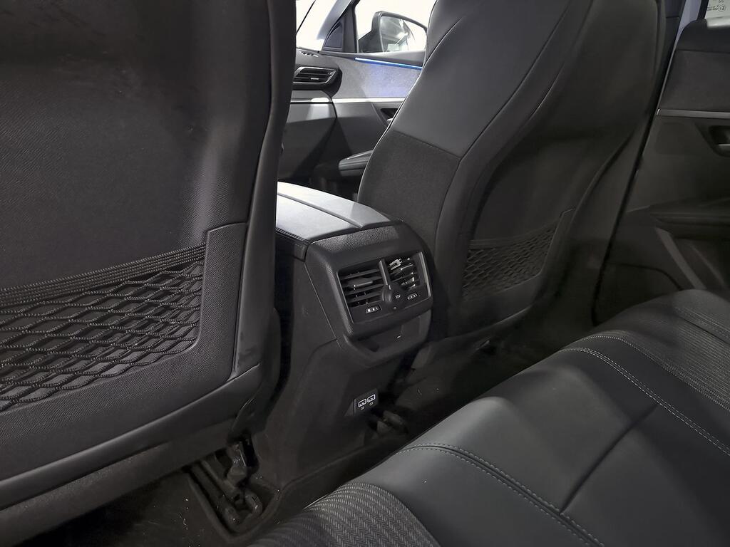 Peugeot 3008 Hybrid 225 e-EAT8 Allure Pack 32