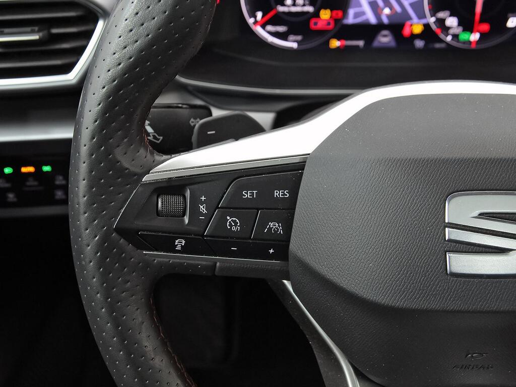 Seat Leon SP 1.5 eTSI 110kW DSG S&S FR 15