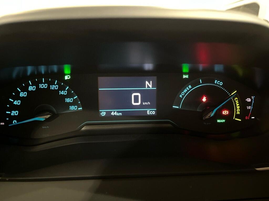 Peugeot 208 Eléctrico Active Pack 8