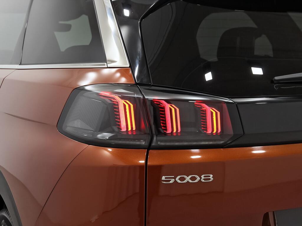 Peugeot 5008 1.5 BlueHDi 96kW S&S GT EAT8 38