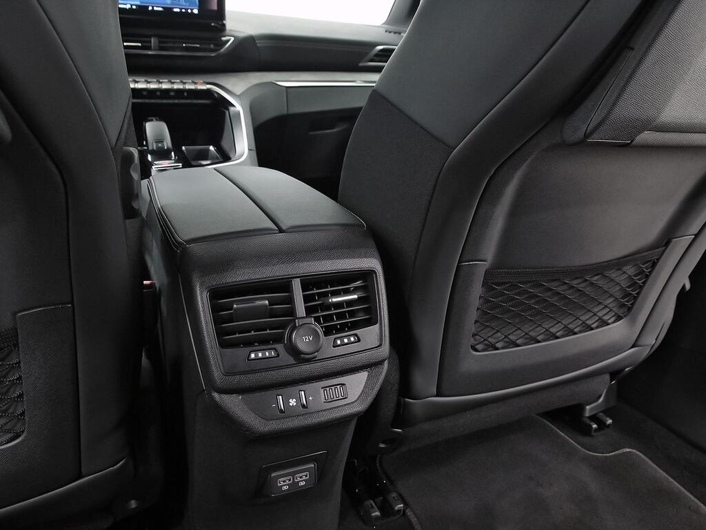 Peugeot 5008 1.5 BlueHDi 96kW S&S GT EAT8 34