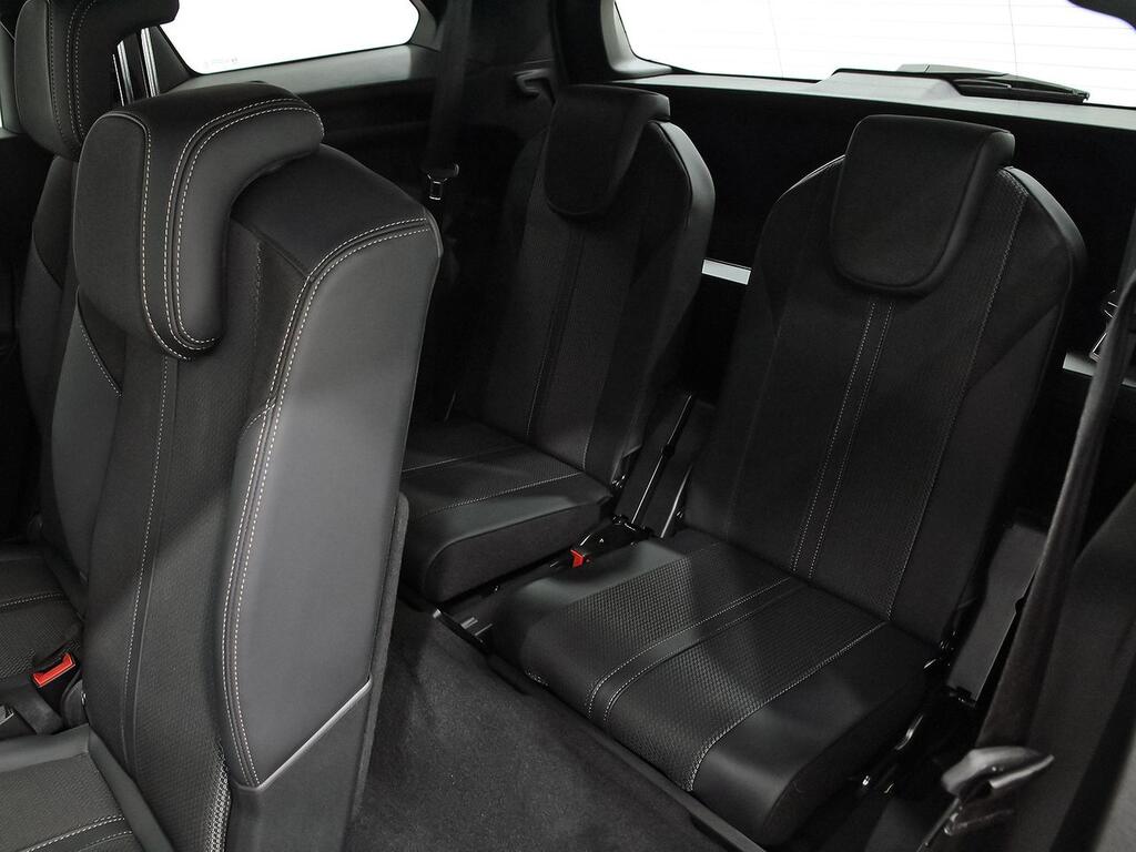 Peugeot 5008 1.5 BlueHDi 96kW S&S GT EAT8 10