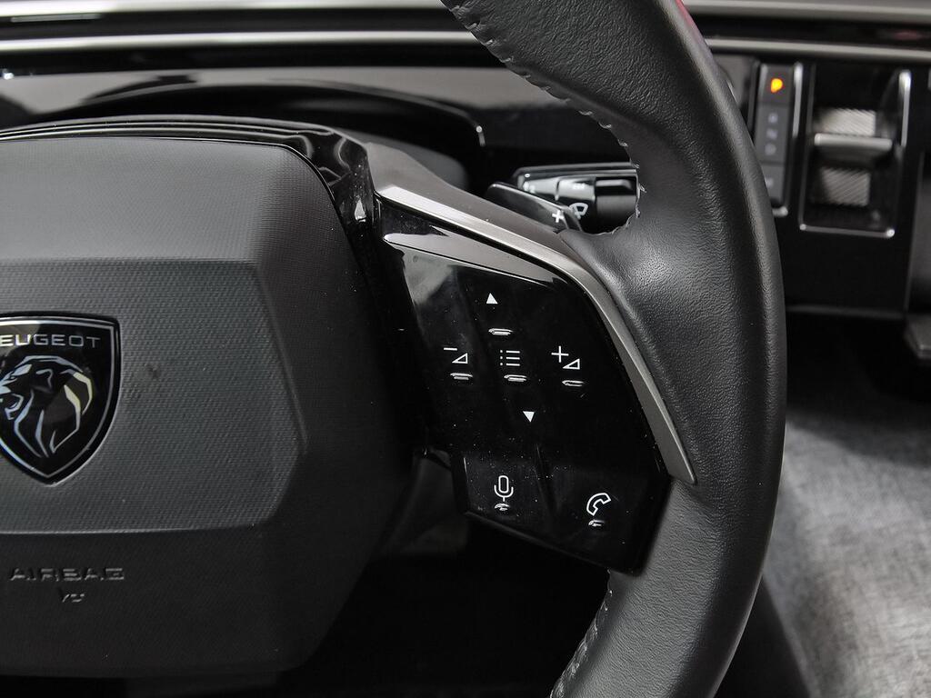 Peugeot 5008 1.2 100KW Allure eDCS6 20