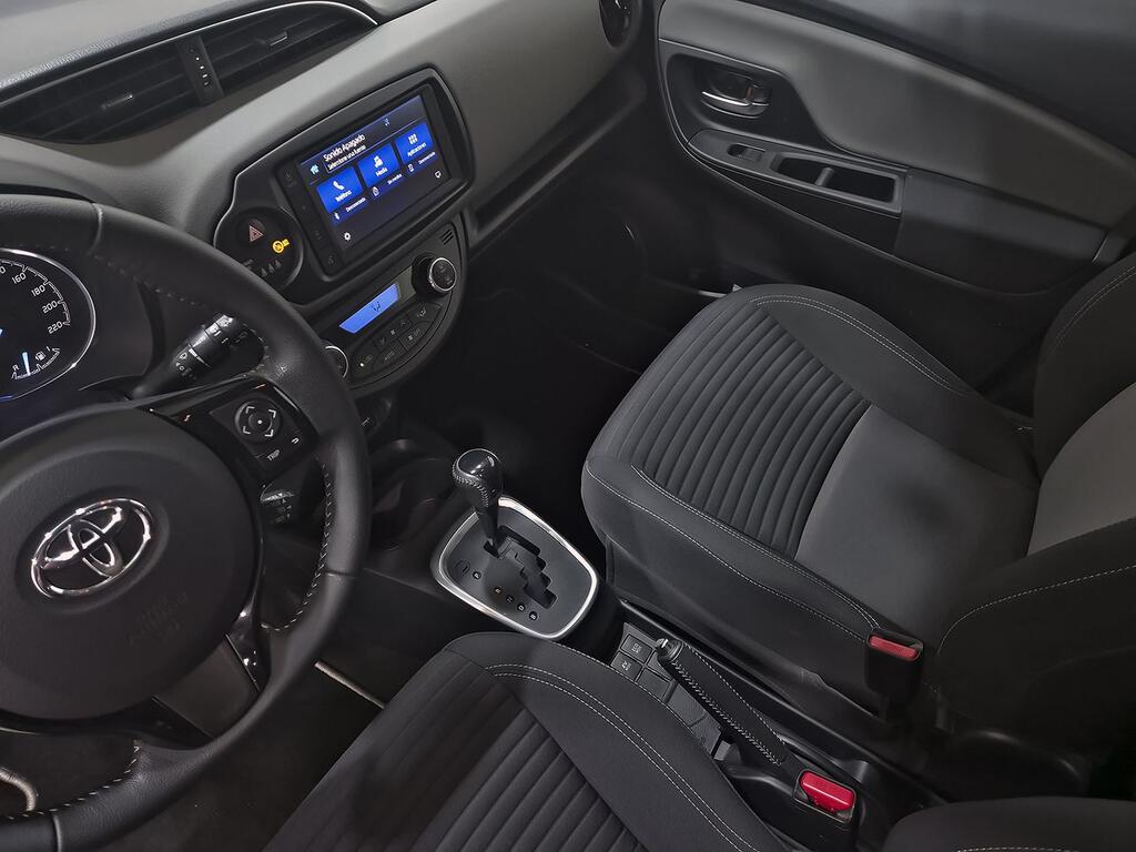 Toyota Yaris 1.5 100H Active 26