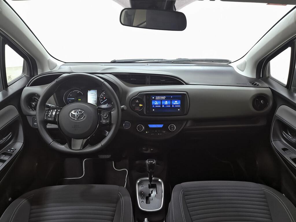Toyota Yaris 1.5 100H Active 6
