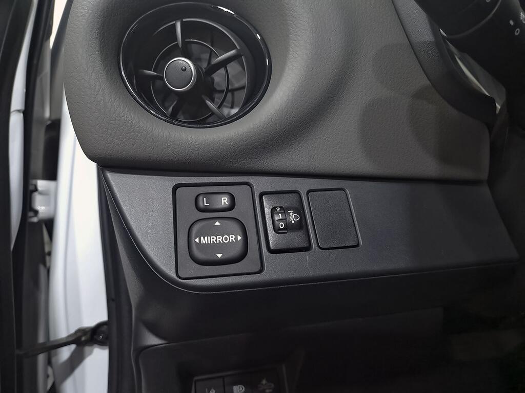 Toyota Yaris 1.5 100H Active 12