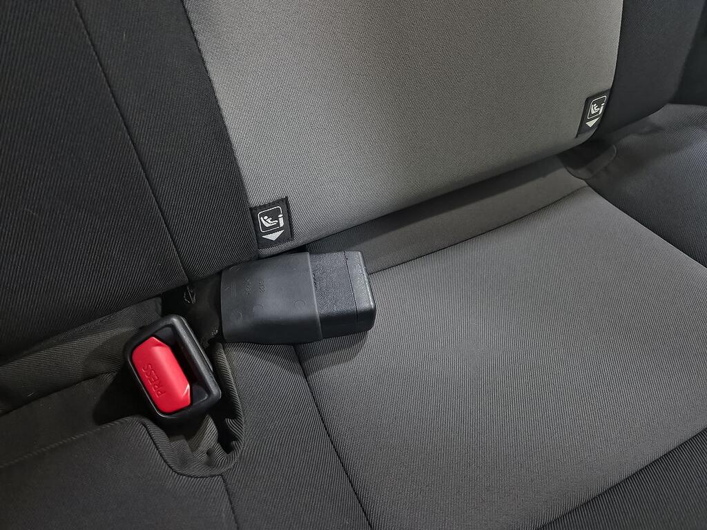 Toyota Yaris 1.5 100H Active 28