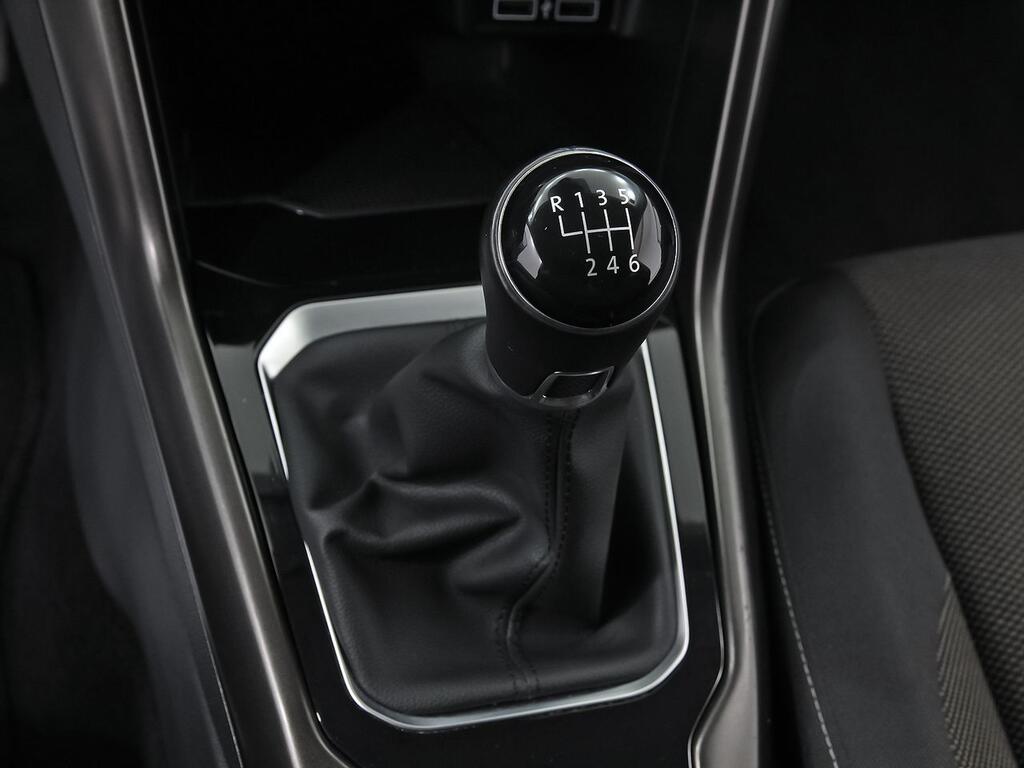 Volkswagen T-Roc Advance Style 1.0 TSI 85kW (115CV) 27