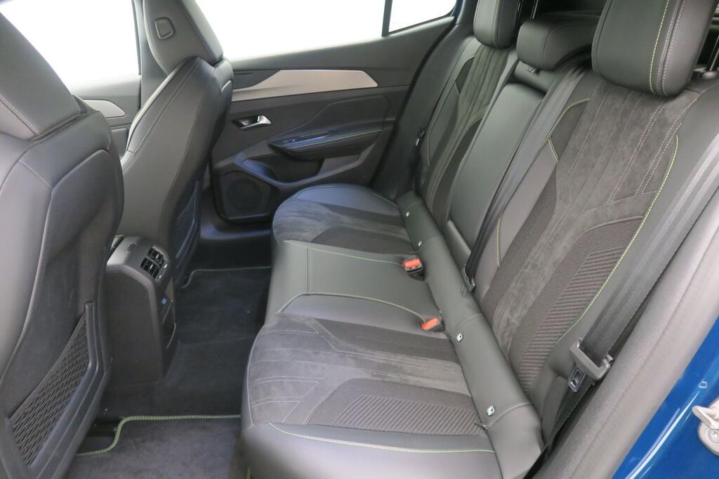 Peugeot 408 408 GT PHEV 180 e-EAT8 19