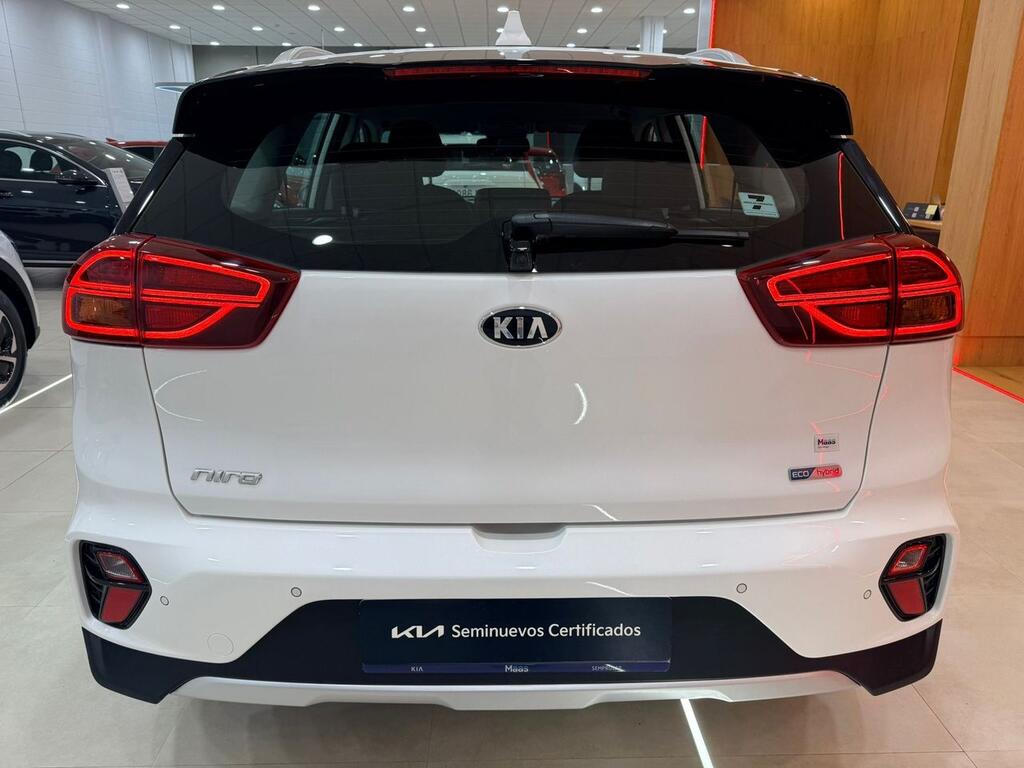 Kia Niro 1.6 GDi HEV 104kW (141CV) Drive 10
