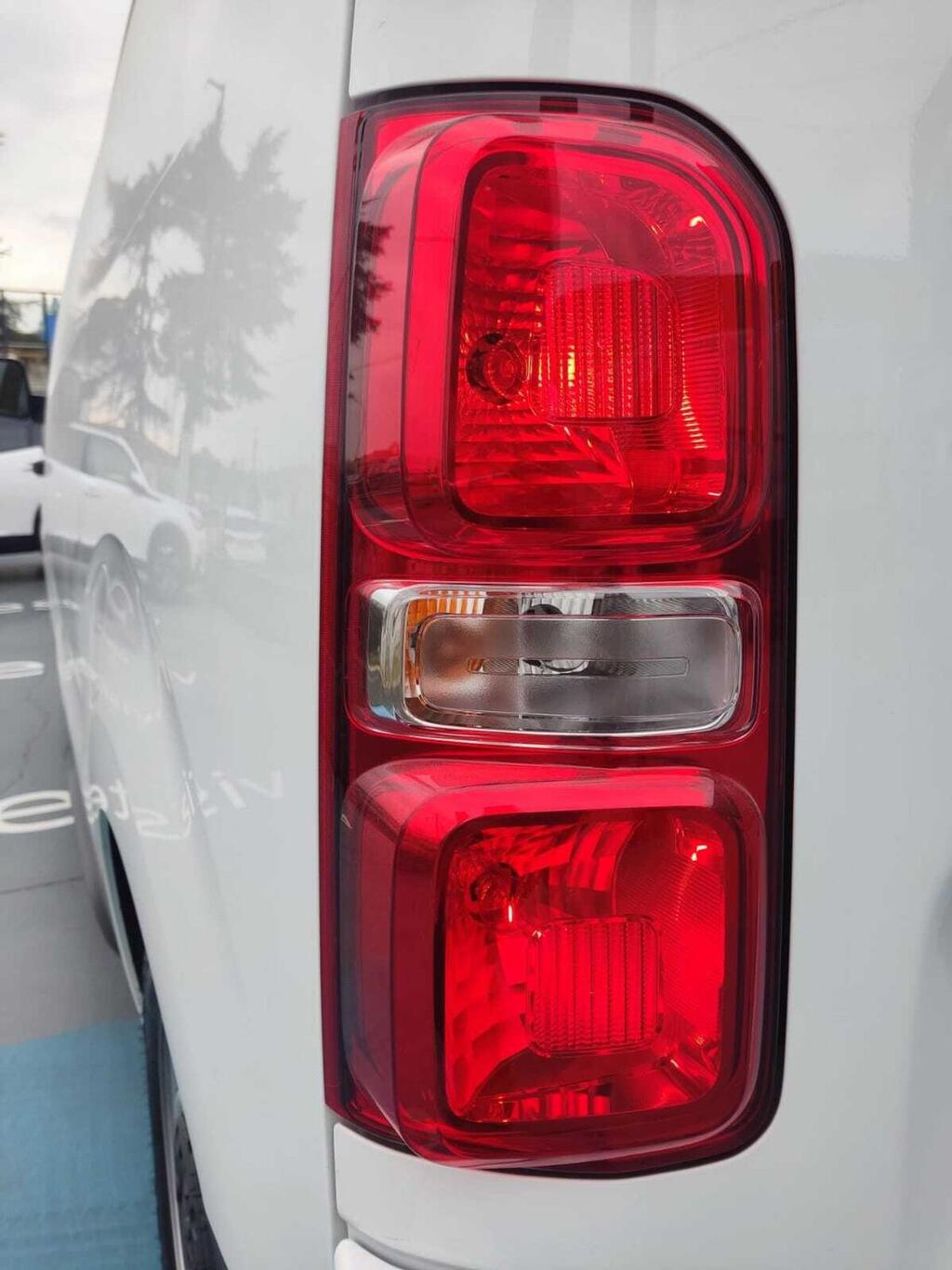 Peugeot Expert E-EXPERT FG PRO BEV L2 (100KW) 136CV 22