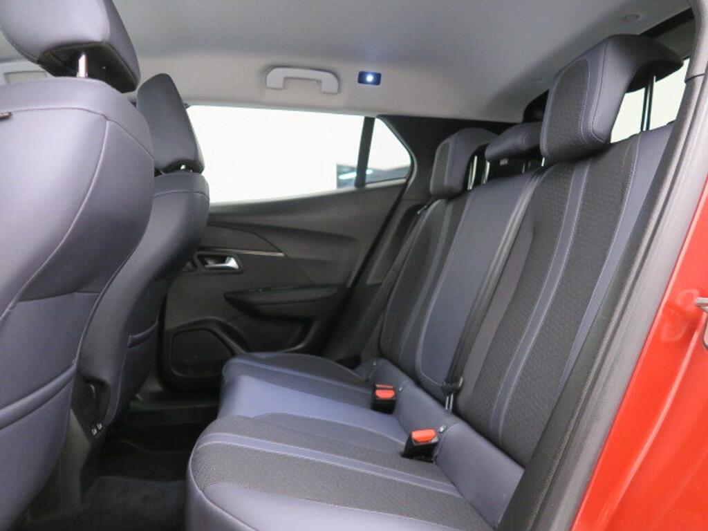 Peugeot 2008 Allure Puretech 100 S&S 6 Vel. MAN 16