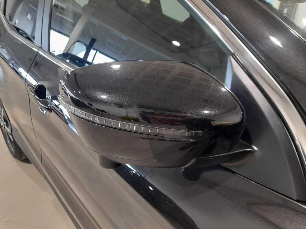 Nissan Qashqai DIG-T 85 kW (115 CV) XTRONIC N-CONNECTA 39