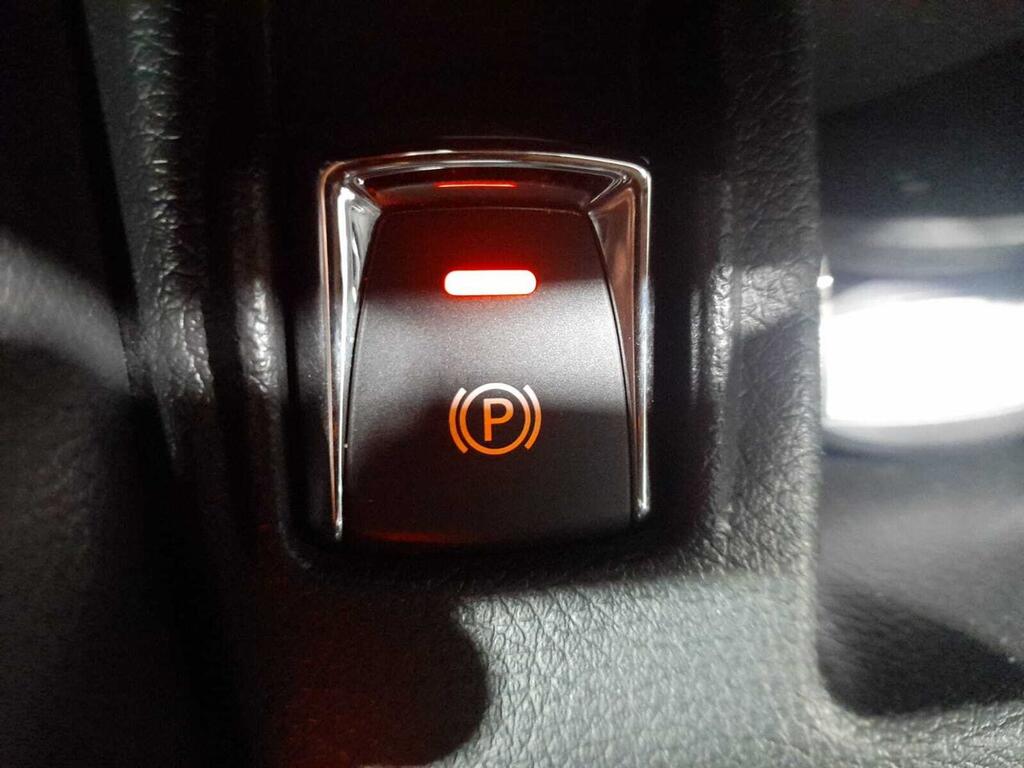 Nissan Qashqai DIG-T 85 kW (115 CV) XTRONIC N-CONNECTA 28