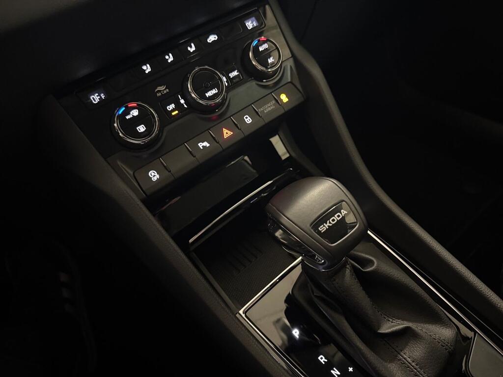 Skoda Karoq 1.5 TSI 110kW (150CV) DSG ACT Selection 13