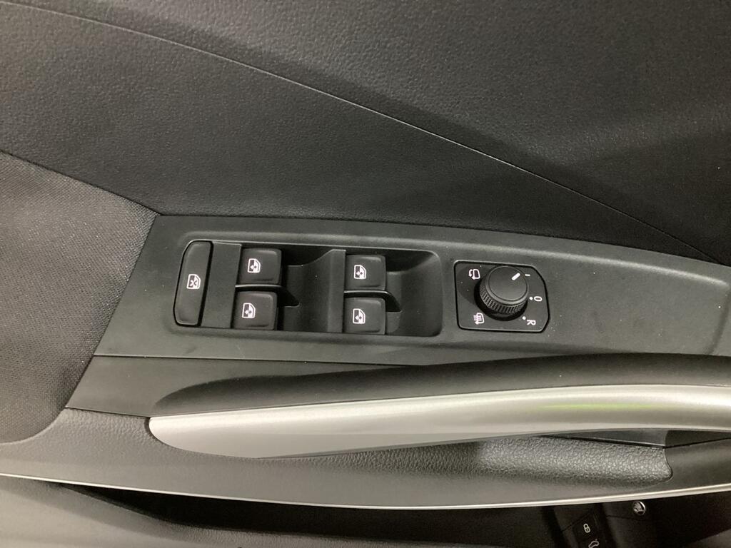 Skoda Fabia 1.0 TSI 70KW (95CV) Plus 17