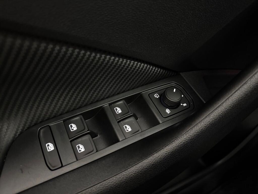 Skoda Scala 1.0 TSI 85KW(115CV) DSG MONTE CARLO 13