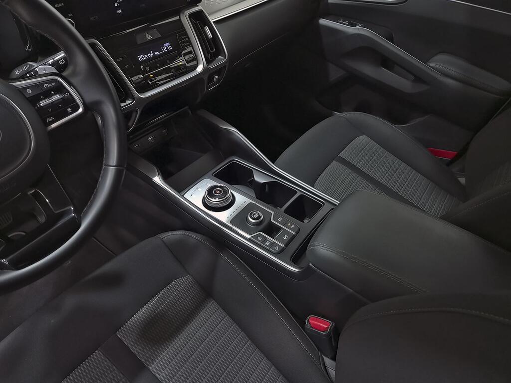 Kia Sorento 2.2 CRDi Drive DCT 4x2 7pl 31