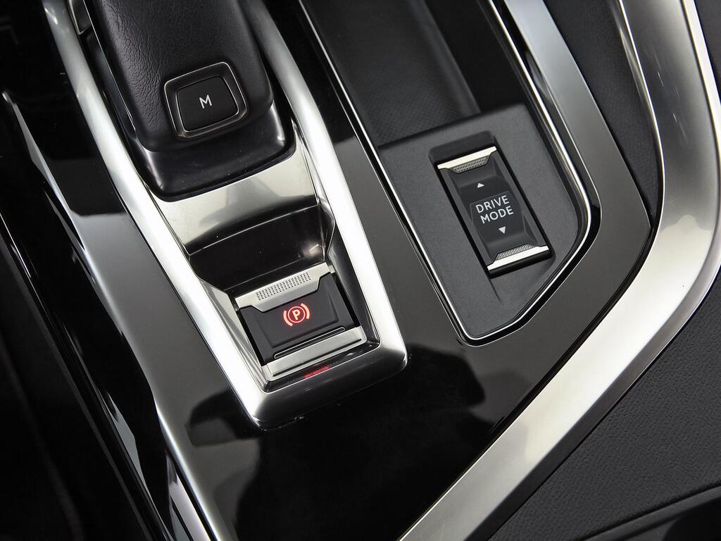 Peugeot 5008 1.5 BlueHDi 96kW S&S GT EAT8 33