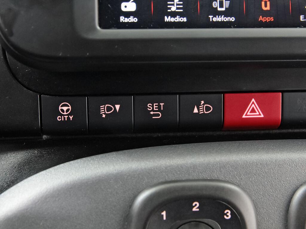 Fiat Panda City Life Hybrid 1.0 Gse 51kw (70CV) 23