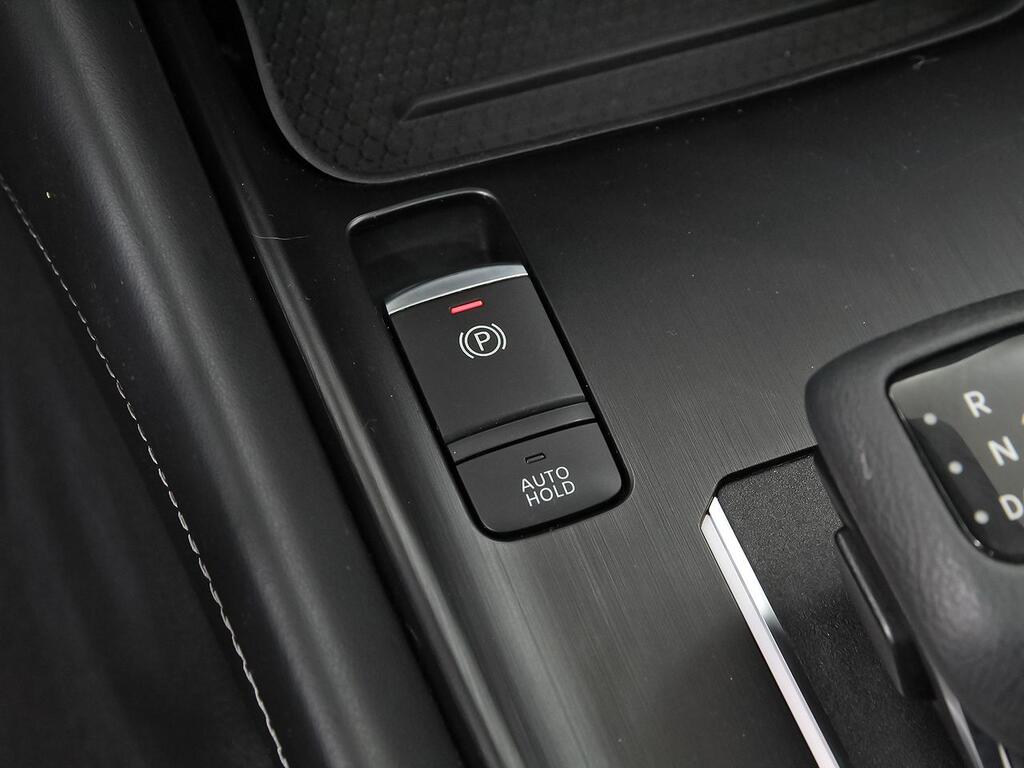 Nissan Qashqai DIG-T 116kW Xtronic N-Connecta 29