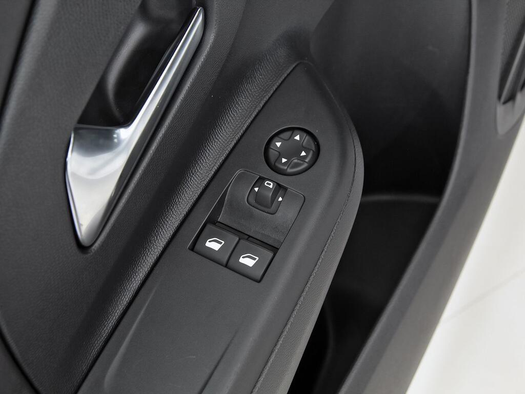 Opel Corsa 1.5D DT 74kW (100CV) Edition 8