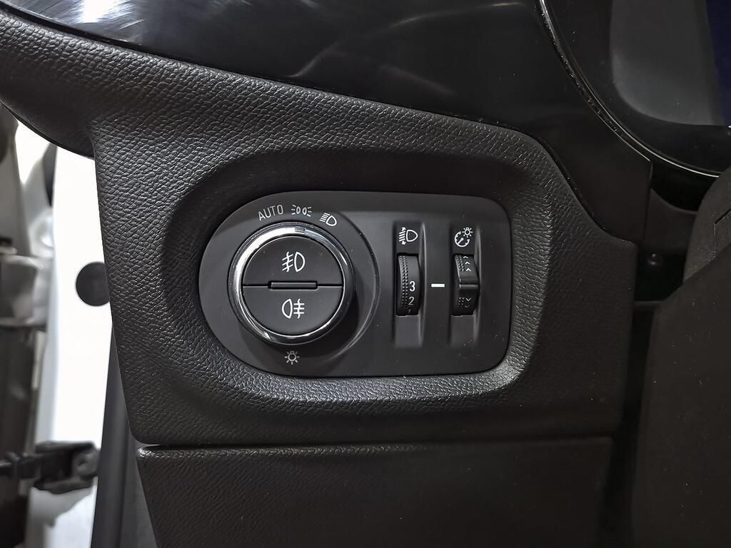 Opel Corsa 1.2T XHL 74kW (100CV) Elegance 12