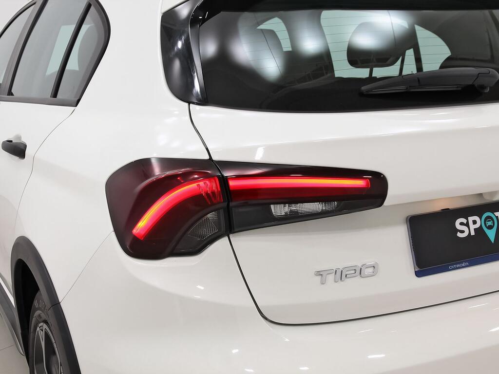 Fiat Tipo City Cross 1.5 Hybrid 97kW (130CV) DCT 35