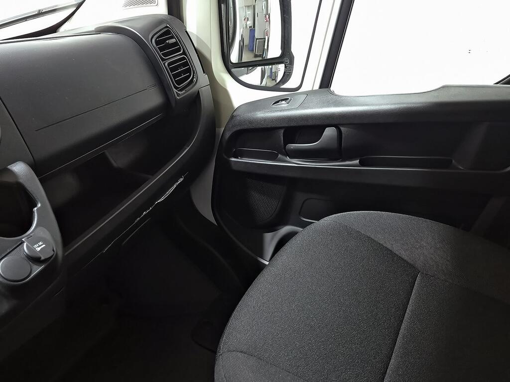 Peugeot Boxer FG L2H2 2.2 BLUEHDI 140 CV 3.5T S&S 6V MA 26