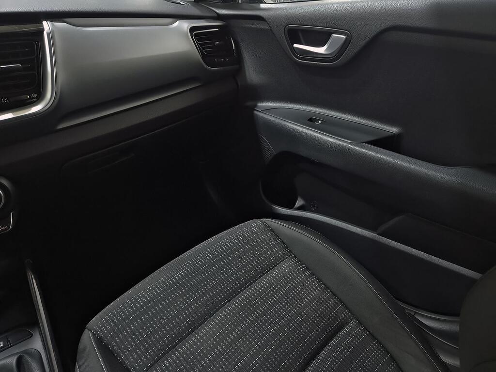 Kia Stonic 1.0 T-GDi 74kW (100CV) MHEV iMT Drive 22