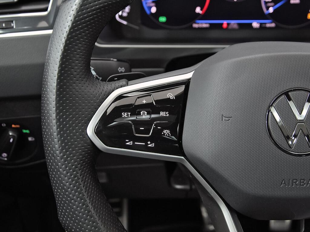 Volkswagen Tiguan R-Line 1.5 TSI 110kW (150CV) DSG 12